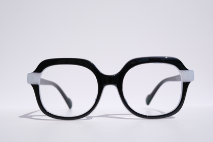 Round Black with White Accent