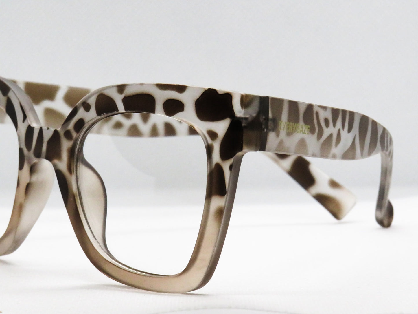 Giraffe Print