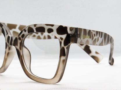 Giraffe Print