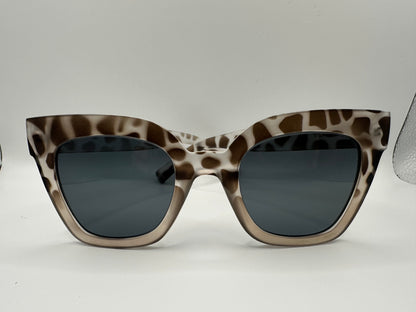 Giraffe Print